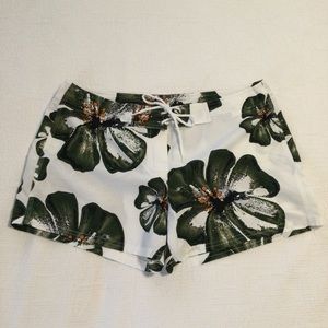 Board Shorts Hawaiian Print Size 7